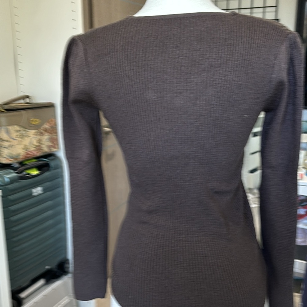 Sweater - Picture 4 of 7